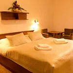 Vitkova Hora Hotell 3*